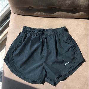Women’s small black Nike shorts